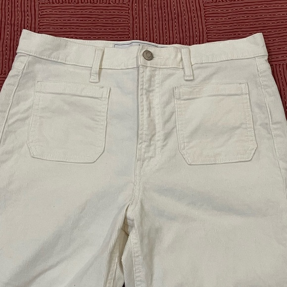 GAP Women's size 29 / 8 Wide Leg Cream corduroy jeans with flat front pockets - Picture 5 of 14